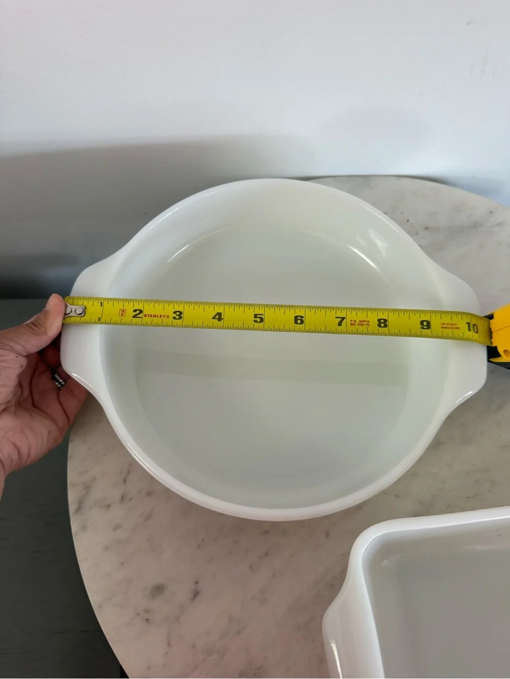 VINTAGE ANCHOR HOCKING Round CASSEROLE DISH Natures Bounty PATTERN 9in USA